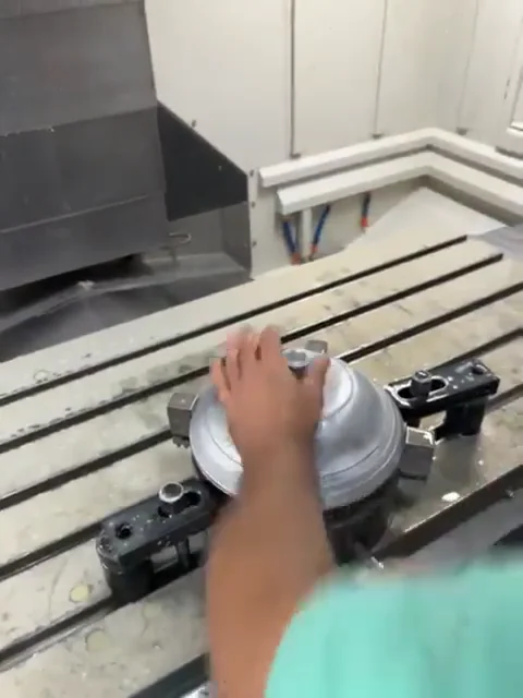 Şamdan Tabanı İşleme: CNC ve Torna Atölyesi Şamdan Tabanı İşleme: CNC ve Torna Atölyesi